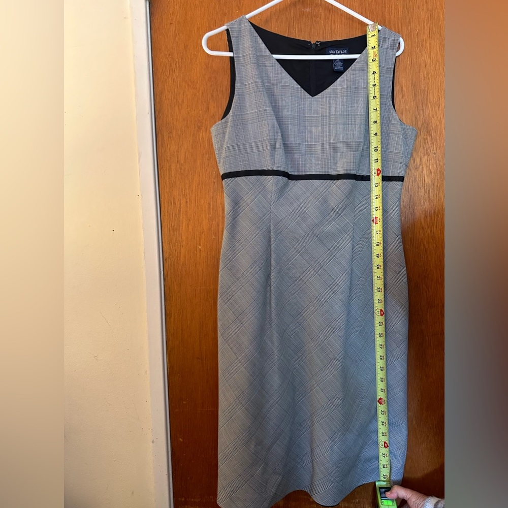 Ann Taylor Dress great condition